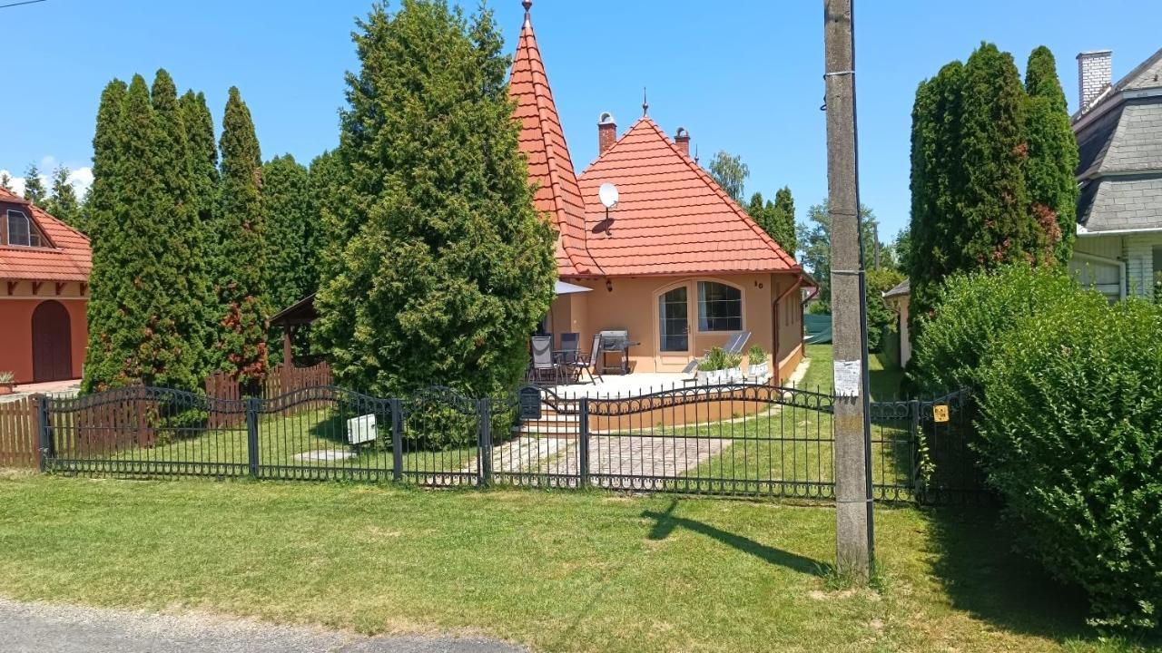 Vica Apartman Balatonberény Eksteriør bilde